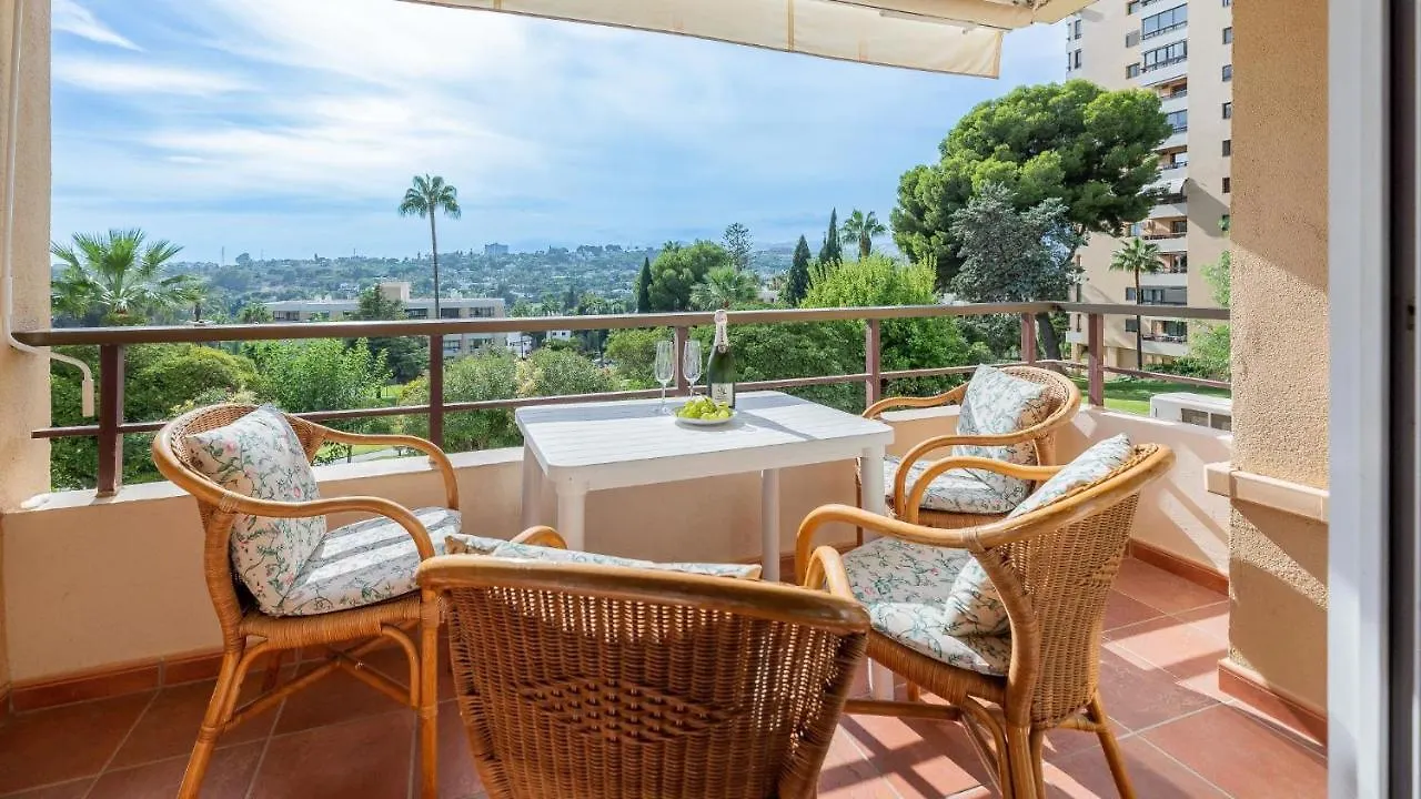 Charming Golfers Place Puerto Banus Marbella